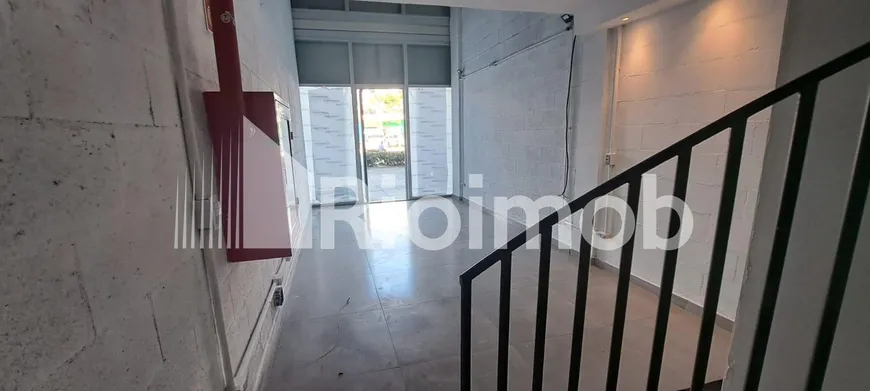 Foto do imóvel - Ponto comercial/Loja/Box à venda com 1 banheiro, 1 vaga na garagem e portaria 24h no condomínio.