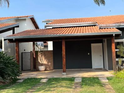 Casa com 3 Quartos à venda, 248m² no Jardim Estoril, Marília