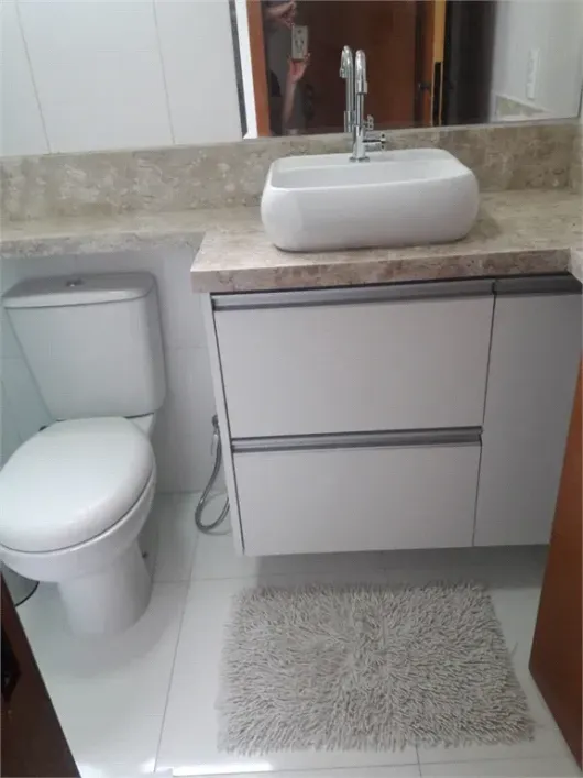 Foto do imóvel - Casa à venda com 3 quartos, 2 suítes, 260 m², 5 banheiros e 4 vagas próxima ao Metrô Japão.