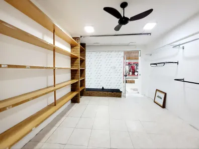 Loja / Salão / Ponto Comercial à venda, 47m² no Centro, Juiz de Fora