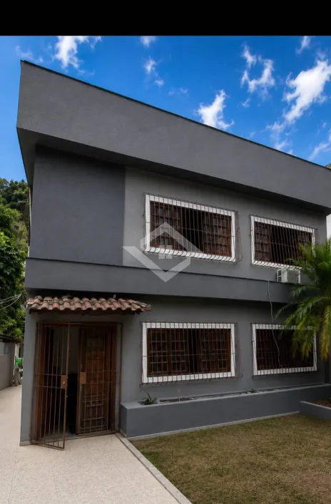 Foto do imóvel - Casa para comprar com 240 m², 5 quartos, 4 banheiros, 4 vagas