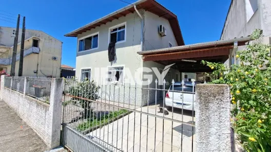 Casa com 2 Quartos para alugar, 12m² no Passa Vinte, Palhoça