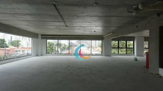 Prédio Inteiro para alugar, 1600m² no Brooklin Paulista, São Paulo