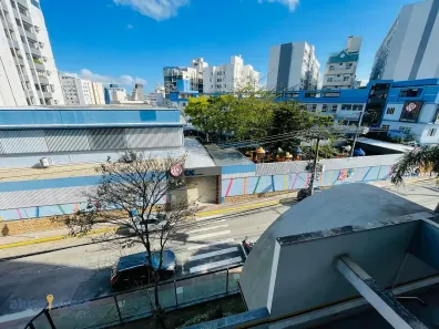 Apartamento com 2 Quartos para alugar, 60m² no Centro, Florianópolis
