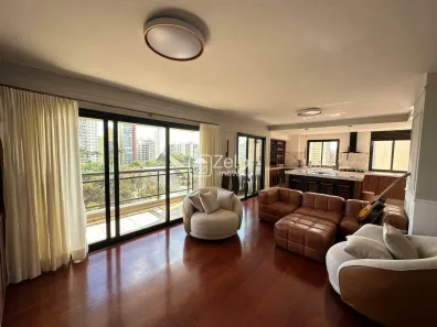 Apartamento com 3 Quartos para alugar, 230m² no Cambuí, Campinas