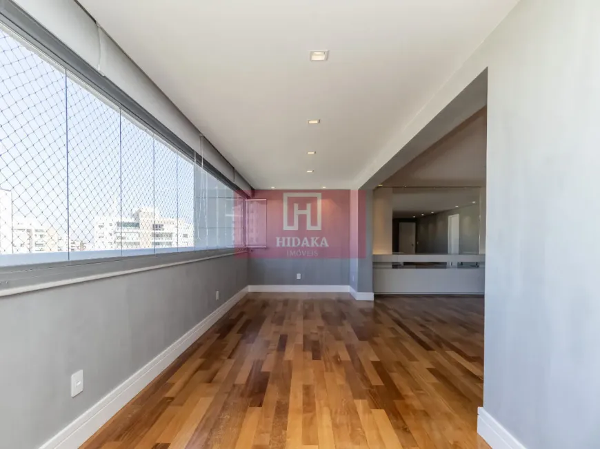 Foto do imóvel - Apartamento para comprar com 172 m², 3 quartos, 5 banheiros, 3 vagas