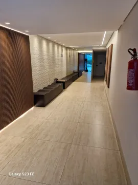 Apartamento para alugar com 63 m², 2 quartos, 2 banheiros, 2 vagas - Foto 1