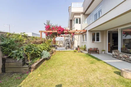 Casa de Condomínio com 4 Quartos à venda, 411m² no Campo Comprido, Curitiba