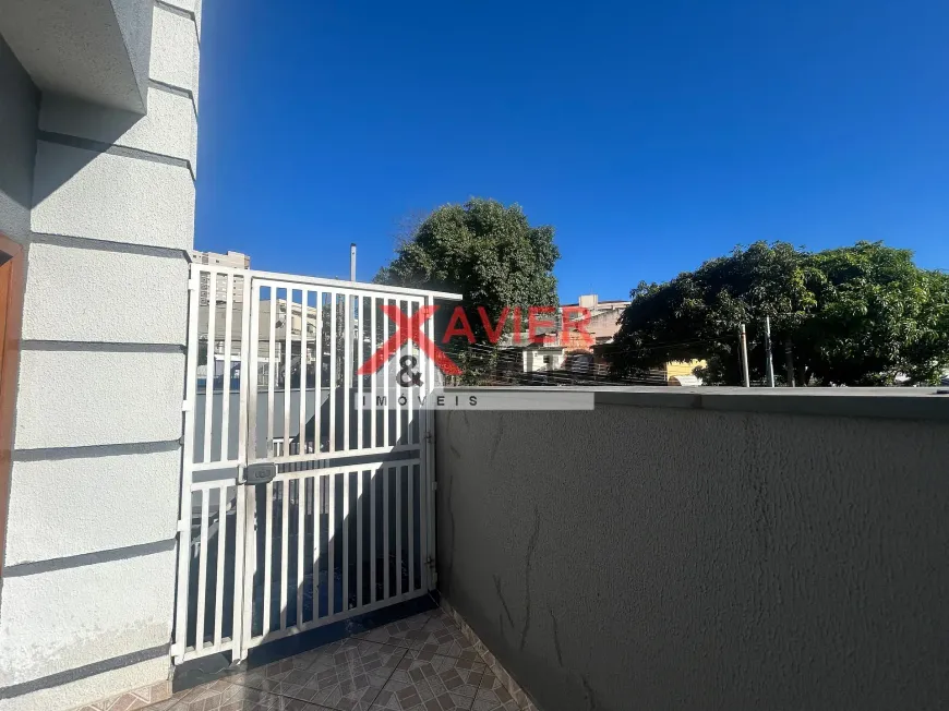 Foto do imóvel - Sobrado para alugar com 3 quartos, 1 suíte, 2 banheiros, 2 vagas na garagem e varanda em