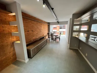 com 2 Quartos para alugar, 74m² no Centro, Campo Bom