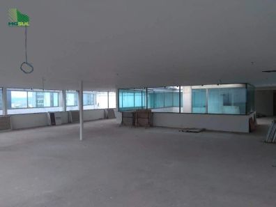 Loja / Salão / Ponto Comercial à venda, 500m² no Vila da Serra, Nova Lima