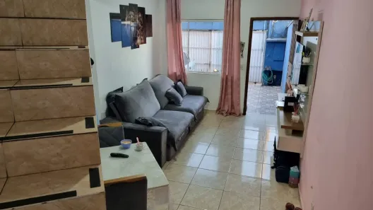 Casa com 2 Quartos para alugar, 120m² no Parque Gerassi, Santo André