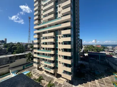 Apartamento com 3 Quartos para alugar, 110m² no Centro, Manaus