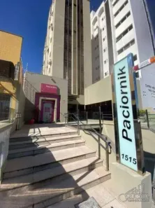 Conjunto Comercial / Sala para alugar, 64m² no Centro, Londrina