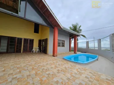 Casa com 6 Quartos à venda, 180m² no Centro, Peruíbe
