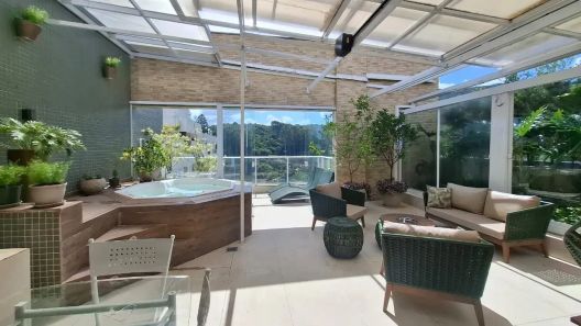 Apartamento com 2 Quartos à venda, 147m² no Itacorubi, Florianópolis