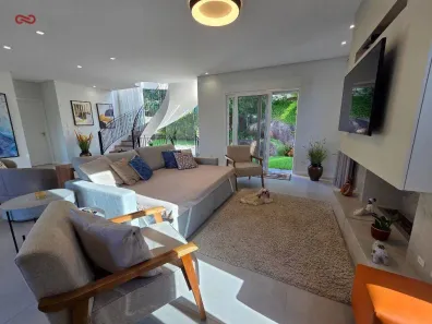 Casa de Condomínio com 4 Quartos à venda, 319m² no Cacupé, Florianópolis