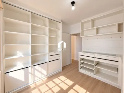 Apartamento com 2 Quartos para alugar, 77m² no Centro, Florianópolis