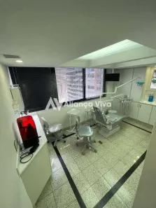 Conjunto Comercial / Sala com 2 Quartos à venda, 54m² no Copacabana, Rio de Janeiro