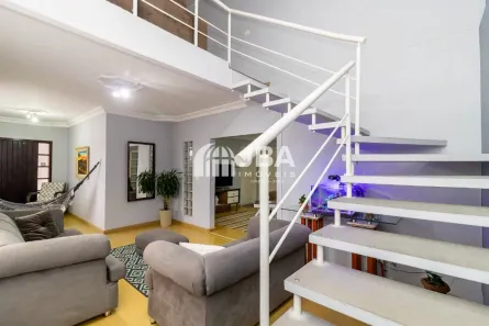 Casa com 4 Quartos à venda, 262m² no Uberaba, Curitiba