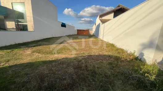 Terreno / Lote / Condomínio à venda, 440m² no Residencial Eldorado, São Carlos
