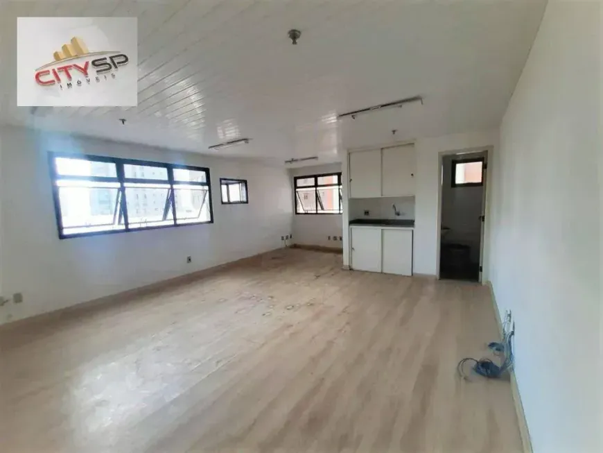 Foto do imóvel - Sala/Conjunto/Escritório à venda com 35 m², 2 banheiros e elevador no condomínio próximo ao.