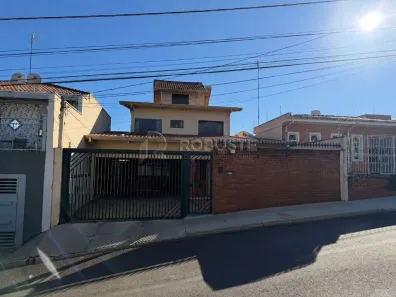 Casa com 3 Quartos à venda, 320m² no Centro, Botucatu