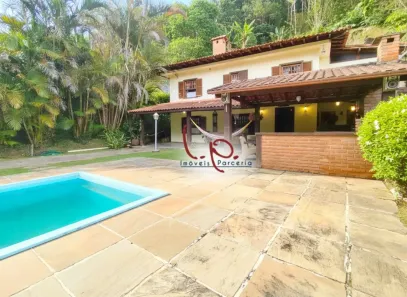 Casa com 4 Quartos à venda, 135m² no Araras, Petrópolis