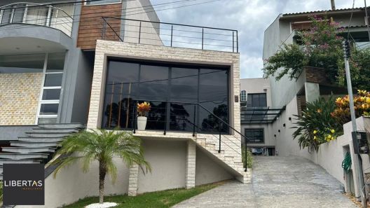 Casa de Condomínio com 3 Quartos à venda, 276m² no Hípica, Porto Alegre