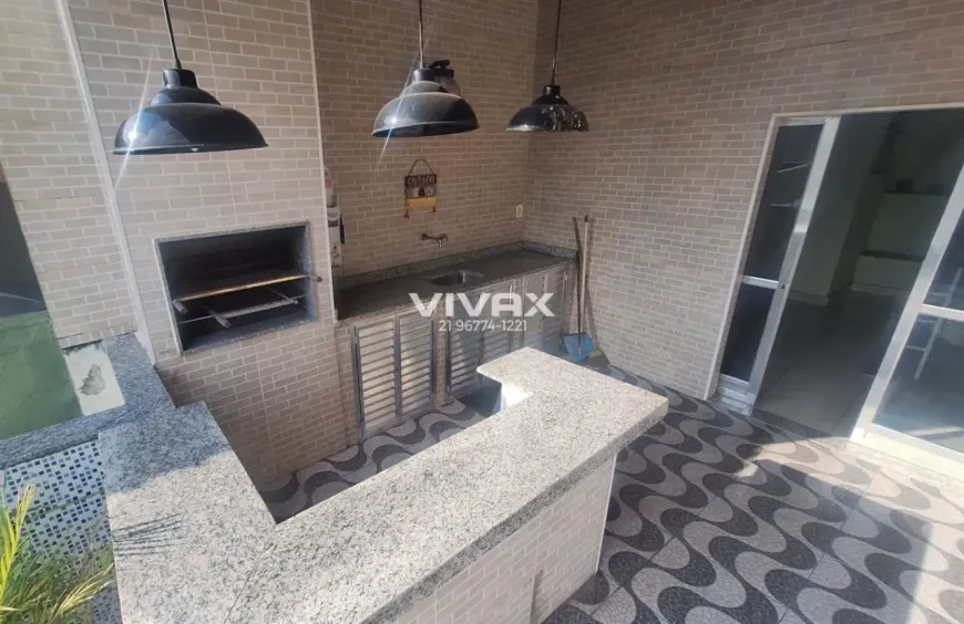 Foto do imóvel - Casa à venda com 3 quartos, 3 banheiros, 436 m², 5 vagas na garagem e churrasqueira no.