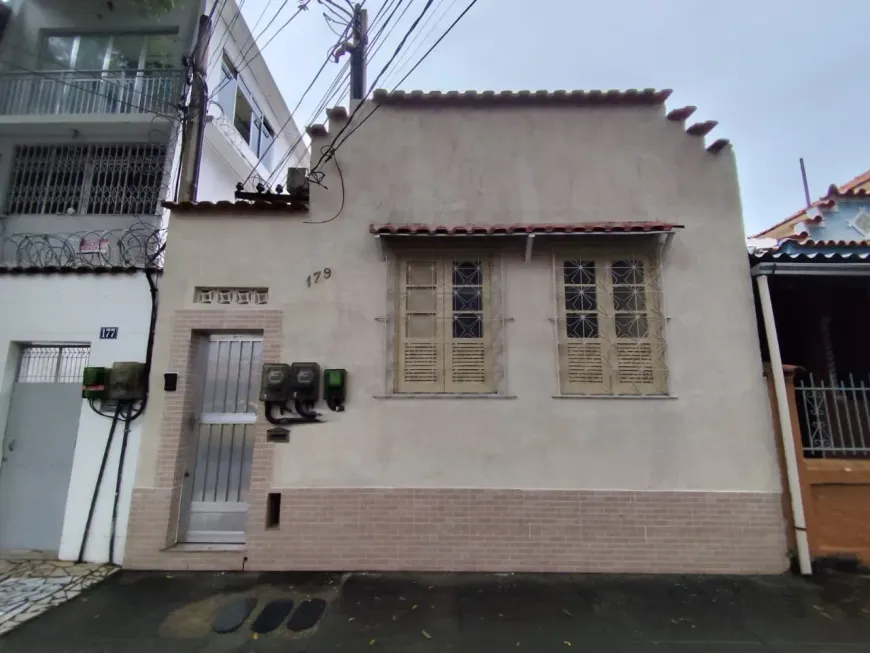 Foto do imóvel - Casa para alugar com 2 quartos, 1 banheiro e 70 m² próximo à Estação Ramos em