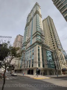 Apartamento com 4 Quartos à venda, 145m² no Meia Praia, Itapema