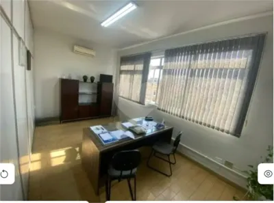 Conjunto Comercial / Sala à venda, 219m² no Centro, São Vicente