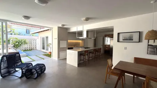 Casa com 3 Quartos à venda, 441m² no Cabeçudas, Itajaí