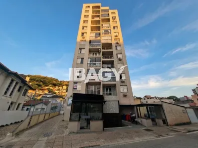 Apartamento com 2 Quartos para alugar, 61m² no Centro, Florianópolis