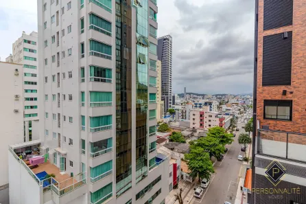 Apartamento com 3 Quartos à venda, 110m² no Centro, Balneário Camboriú