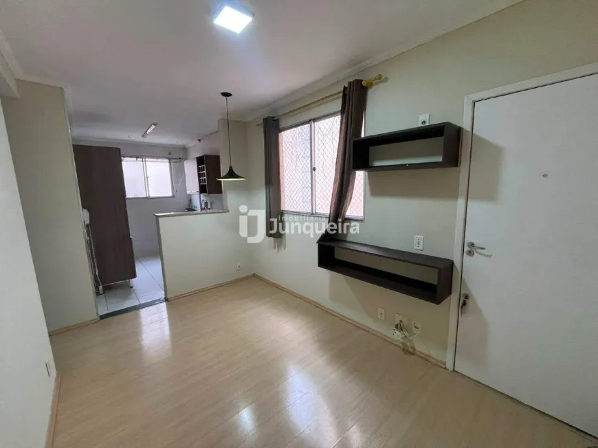 Foto do imóvel - Apartamento para alugar com 2 quartos, 1 banheiro, 1 vaga na garagem e 45 m² em