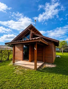 Casa com 2 Quartos para alugar, 360m² no , Garopaba