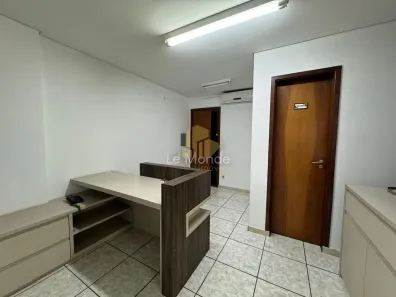 Conjunto Comercial / Sala à venda, 41m² no Centro, Curitiba