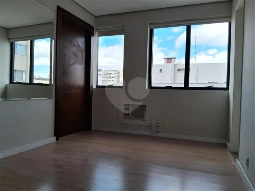 Foto do imóvel - Sala/Conjunto/Escritório para alugar com 50 m², 2 banheiros e 1 vaga na garagem próximo ao.