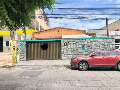 Casa Comercial com 5 Quartos à venda, 323m² no Centro, Fortaleza