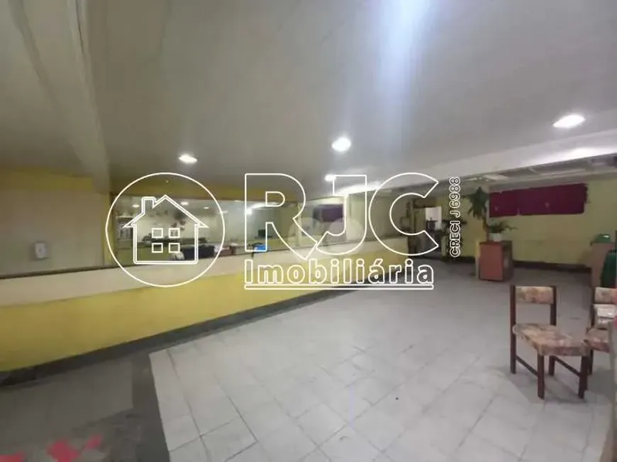 Foto do imóvel - Ponto comercial/Loja/Box para comprar com 219 m², 1 banheiro