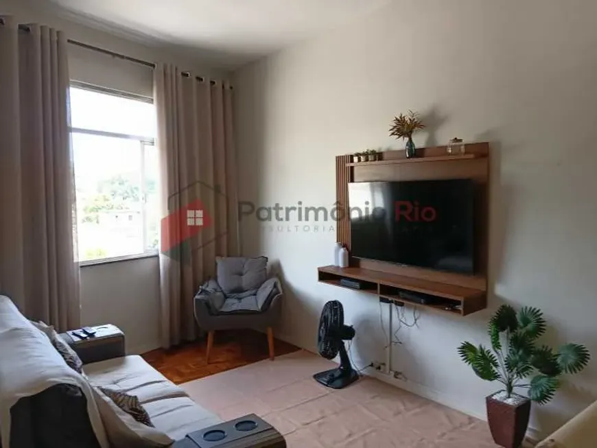 Foto do imóvel - Apartamento à venda com 3 quartos, 2 banheiros e 1 vaga na garagem próximo ao Metrô Irajá em