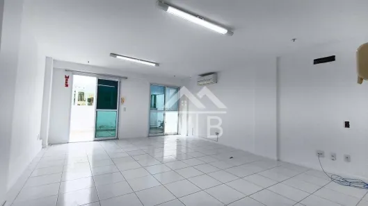 Conjunto Comercial / Sala à venda, 46m² no Centro, Niterói