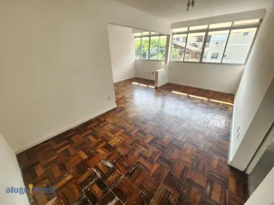 Apartamento com 2 Quartos para alugar, 70m² no Centro, Florianópolis