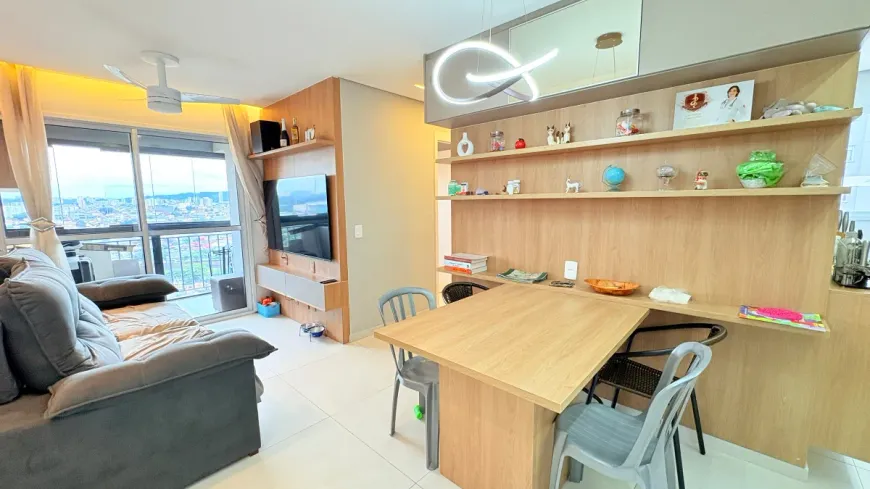 Foto do imóvel - Apartamento à venda com 3 quartos, 1 banheiro, 55 m², 1 vaga na garagem, próximo à Estação Lapa.