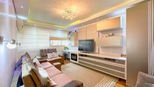 Casa com 3 Quartos para alugar, 300m² no Azenha, Porto Alegre