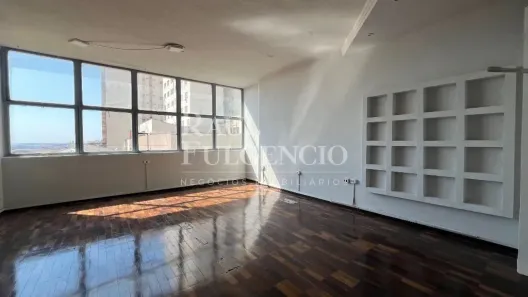 Conjunto Comercial / Sala à venda, 30m² no Centro, Londrina