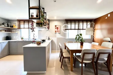Casa com 3 Quartos para alugar, 127m² no Campeche, Florianópolis