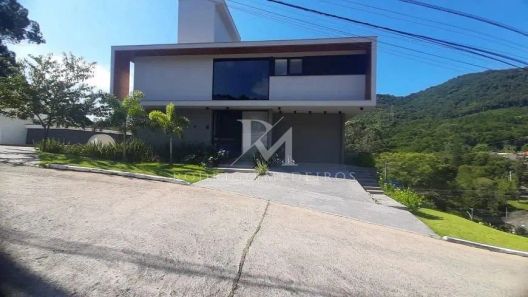 Casa de Condomínio com 4 Quartos à venda, 415m² no Itacorubi, Florianópolis